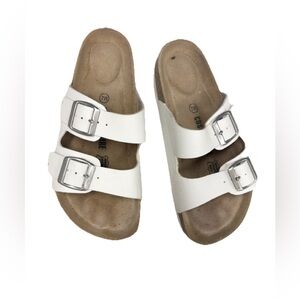 Cushionaire White Double Strap Sandals with Silver Buckles size 7
